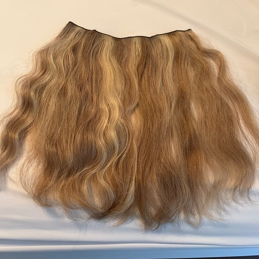 Halocouture 16” Extensions. 100% remy human hair. Color F882